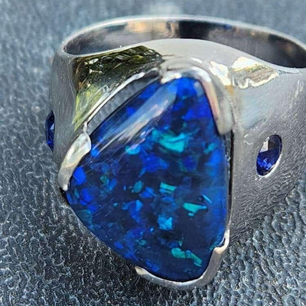 sz10 Estate 18k white gold 6.2ct Black Opal .3cttw Sapphire men's ring