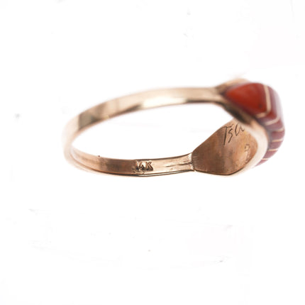 sz8 Ted Tsadiasi Zuni 14k gold coral inlay ring