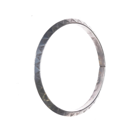 7 5/8" Heavy vintage Navajo carinated silver bangle bracelet