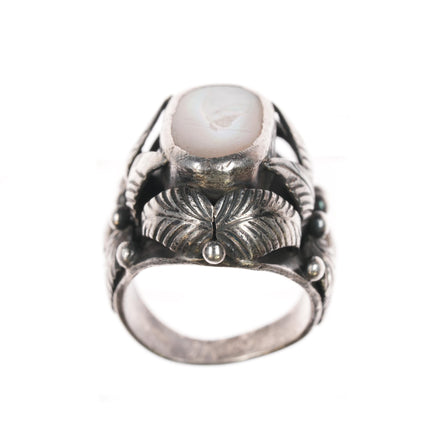 sz6 Albert Platero Navajo sterling and shell ring