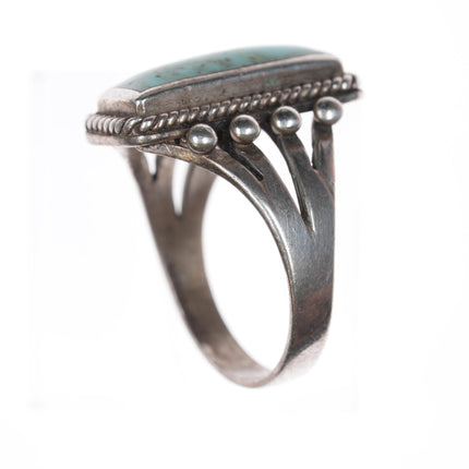 sz8 Vintage Native American silver and turquoise ring with rope edge