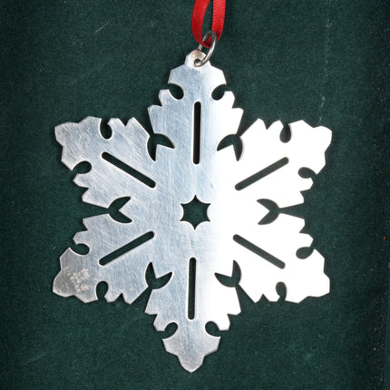 Sterling Retired James Avery Snowflake Christmas ornament