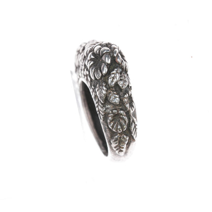 sz5.75 Dian Malouf sterling floral repousse ring