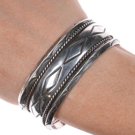 6.5" Vintage Navajo hand stamped  carinated twisted wire cuff bracelet