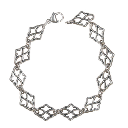 Retired James Avery link bracelet in sterling