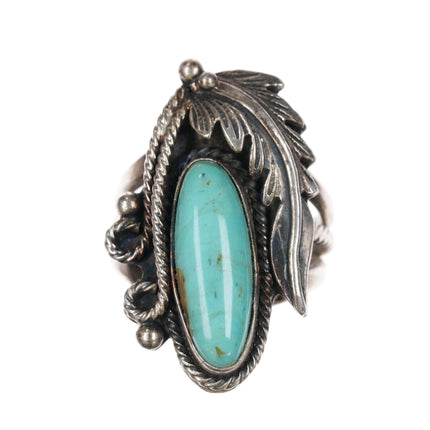 sz9.25  Running Bear Shop sterling ring with turquoise & feather design