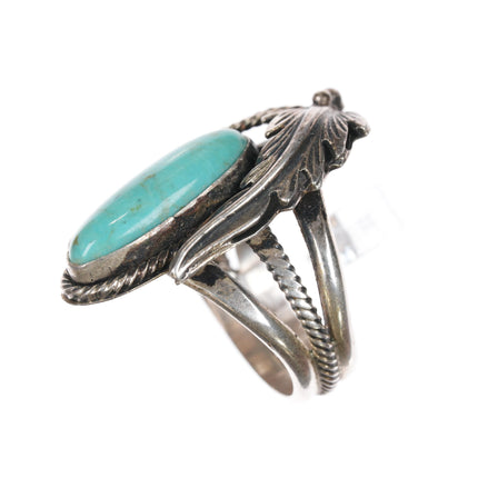 sz9.25  Running Bear Shop sterling ring with turquoise & feather design