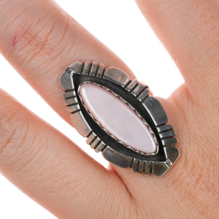 sz6 Julia Etsitty Navajo pink mother of pearl sterling ring