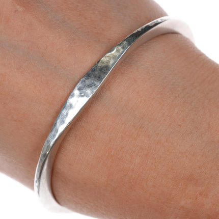 7.5" Retired James Avery Los Martillados bangle in sterling