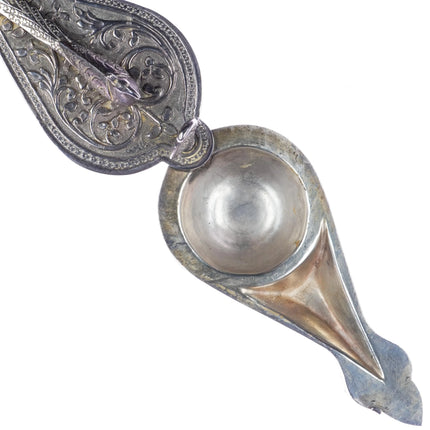 Fine Vintage Sterling Hindu Sindoor/kumkum box with ornate hand chased designs - Estate Fresh Austin