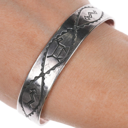 6.75" 30's-40's Navajo silver Fred Harvey dog and arrows cuff bracelet - Estate Fresh Austin
