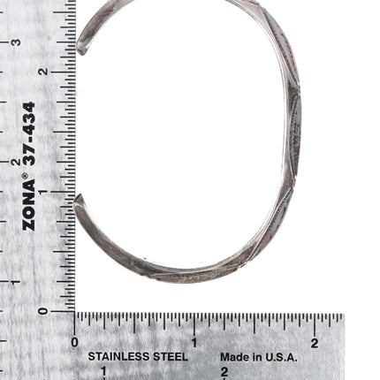 6.375" Vintage TG Navajo Carinated ingot silver cuff bracelet - Estate Fresh Austin