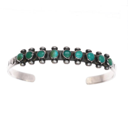 6.5" 1930's Sturdy Zuni silver turquoise row cuff bracelet with stamped sides - Estate Fresh Austin