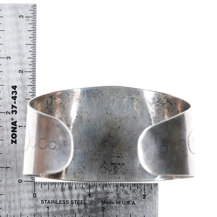 7.625" 40's Mexican Sterling Silver Carved Hardstone cuff bracelet - Estate Fresh Austin