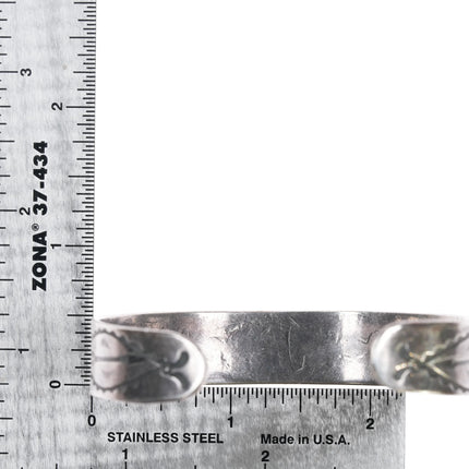 6.75" 30's-40's Navajo silver Fred Harvey dog and arrows cuff bracelet - Estate Fresh Austin