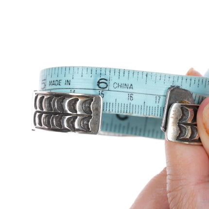 6.75" Wilbert Benally Navajo silver spiderweb turquoise single stone cuff bracelet - Estate Fresh Austin