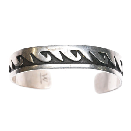 6.1" Vintage Native American sterling silver cuff bracelet w/overlay design - Estate Fresh Austin