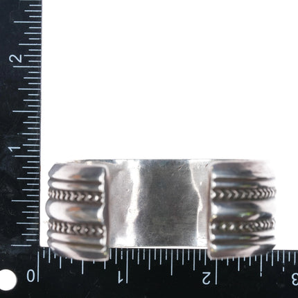 6.2" Alice Leekya Homer Zuni sterling silver coral fishscale inlay cuff bracelet - Estate Fresh Austin