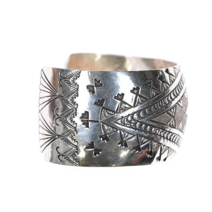 6.6" Navajo sterling silver rug pattern convex sterling silver cuff bracelet - Estate Fresh Austin