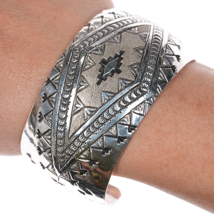 6.6" Navajo sterling silver rug pattern convex sterling silver cuff bracelet - Estate Fresh Austin