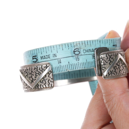 Ray Scott Navajo textured overlay modernist sterling silver cuff bracelet - Estate Fresh Austin