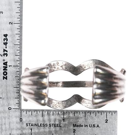 6" 40's-50's Navajo cast sterling silver mouth/lips shaped cuff bracelet - Estate Fresh Austin