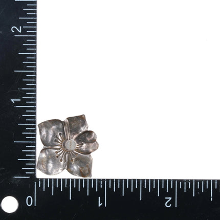 c1950's Sterling silver dogwood screw back earrings - Estate Fresh Austin