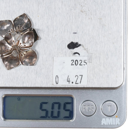 c1950's Sterling silver dogwood screw back earrings - Estate Fresh Austin