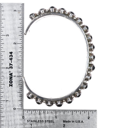 6.85" Vintage Navajo sterling silver onyx row cuff bracelet Interior stamping - Estate Fresh Austin