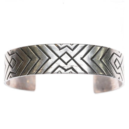 6.5" Vintage Navajo Hand Chiseled design sterling silver cuff bracelet - Estate Fresh Austin