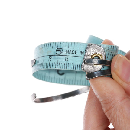 5.6" c1940's Dishta Zuni single row flush inlay stacker cuff bracelets pair - Estate Fresh Austin