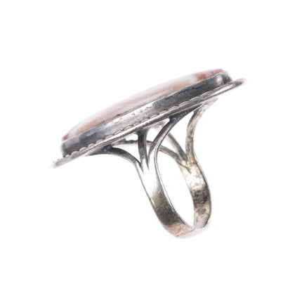 sz7 40's-50's Navajo sterling silver peach ribbon agate chiseled rim ring - Estate Fresh Austin