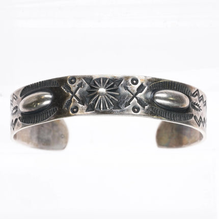 6.35" c1930's Navajo Fred Harvey Era Sterling silver cuff bracelet arrows - Estate Fresh Austin