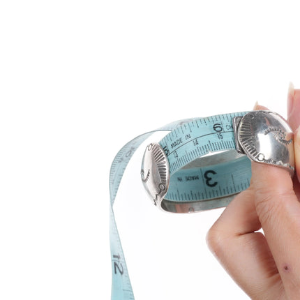 6.1" 1970's Navajo sterling silver turquoise shadowbox 3 stone cuff bracelet - Estate Fresh Austin