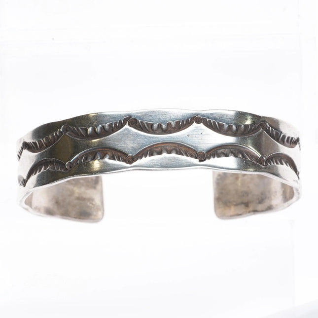 6.75" Ken and Mary Bill Navajo deep stamped sterling silver cuff bracelet - Estate Fresh Austin