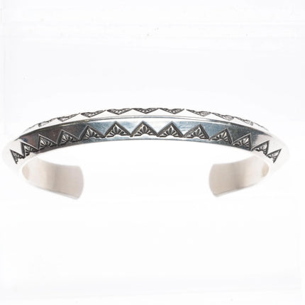6.6" Leonard Paquin Laguna Zuni Carinated sterling silver stamped cuff bracelet - Estate Fresh Austin