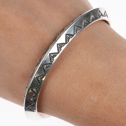 6.6" Leonard Paquin Laguna Zuni Carinated sterling silver stamped cuff bracelet - Estate Fresh Austin