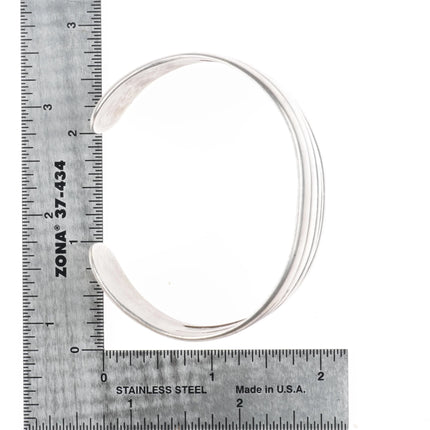 6.9" Vintage Navajo 4 shank ribbed hand stamped sterling silver cuff bracelet - Estate Fresh Austin