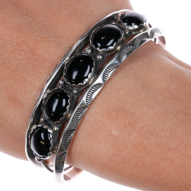 6.75" H Spencer Navajo sterling silver carinated rims onyx row cuff bracelet - Estate Fresh Austin