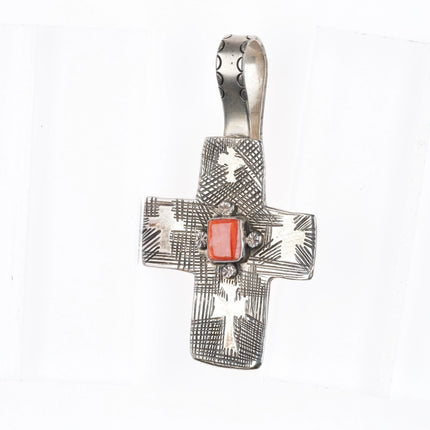 26" LB Southwestern sterling silver spiny oyster cross pendant/beaded necklace - Estate Fresh Austin
