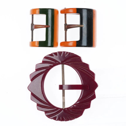 3 c1940's Bakelite Belt buckle sets circular Red, two-tone Green/butterscotch