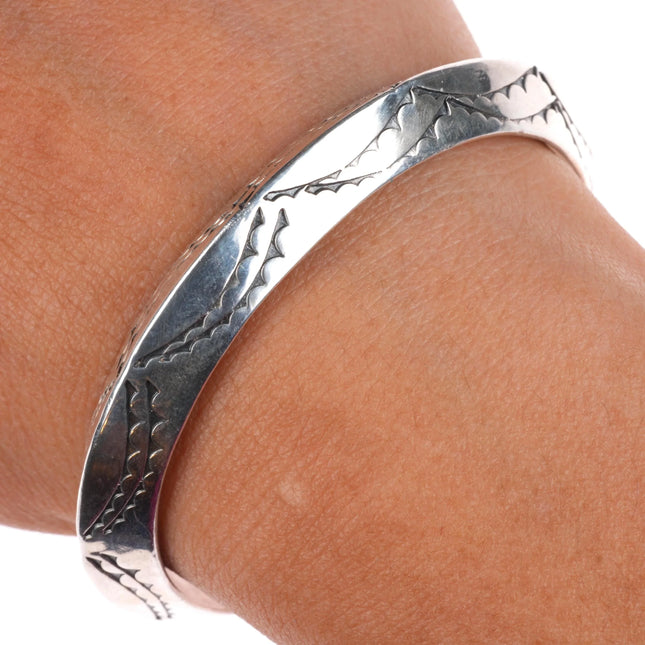 6.25" Vintage Navajo hand stamped carinated sterling silver cuff bracelet