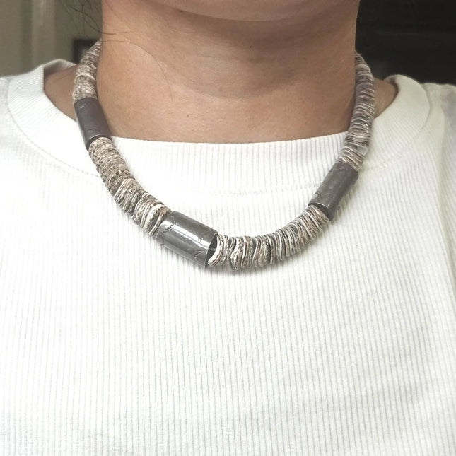 16" Vintage Santo Domingo shell bead stamped sterling silver tube necklace