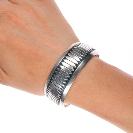 6.5" Vintage southwestern sterling silver B Webb ribbed cuff bracelet