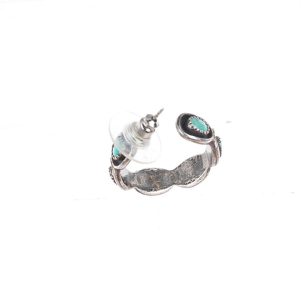 Vintage Zuni sterling silver huggie hoop snake eye turquoise earrings