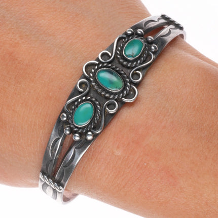 6.6" 30's-40's Navajo sterling silver green turquoise cuff bracelet 3 stone