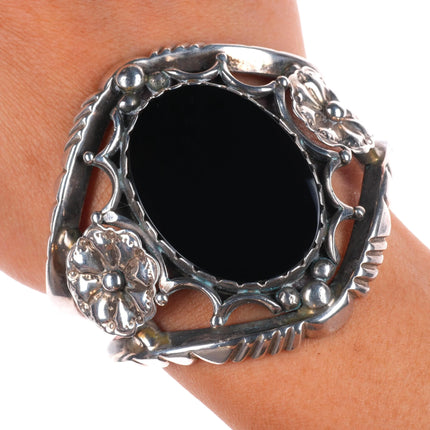 6.5" large c1962 Nelson Vandever Navajo sterling silver onyx cuff bracelet