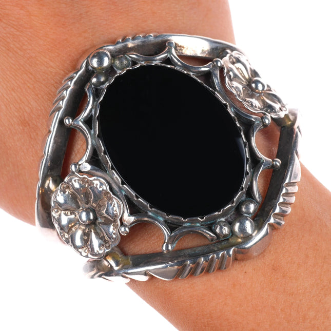 6.5" large c1962 Nelson Vandever Navajo sterling silver onyx cuff bracelet