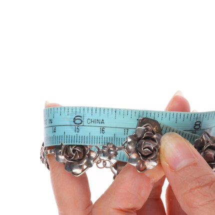 6.75" c1950 Vintage sterling silver flowers/floriform link bracelet