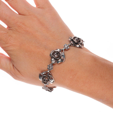 6.75" c1950 Vintage sterling silver flowers/floriform link bracelet